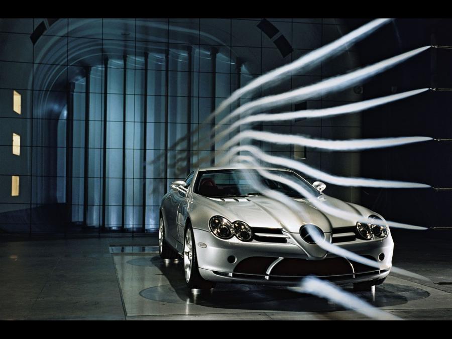  Mercedes-Benz SLR McLaren 2004 года  (фото 19 из 175)